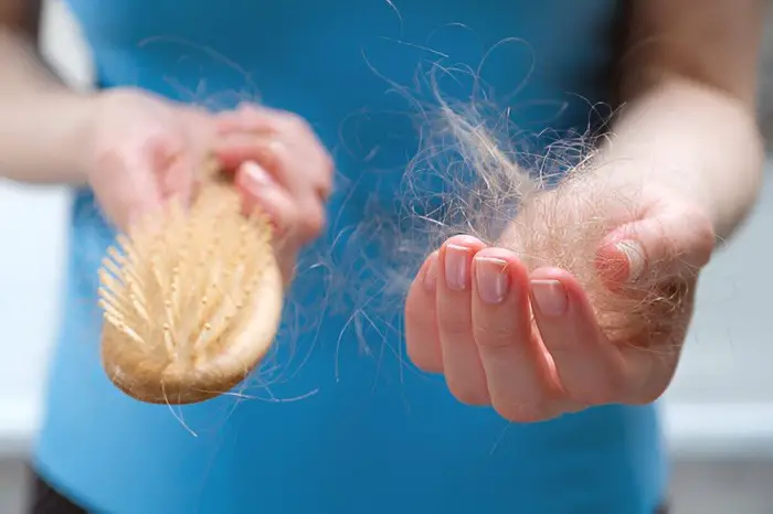 How Clean Wooden Hair Brush